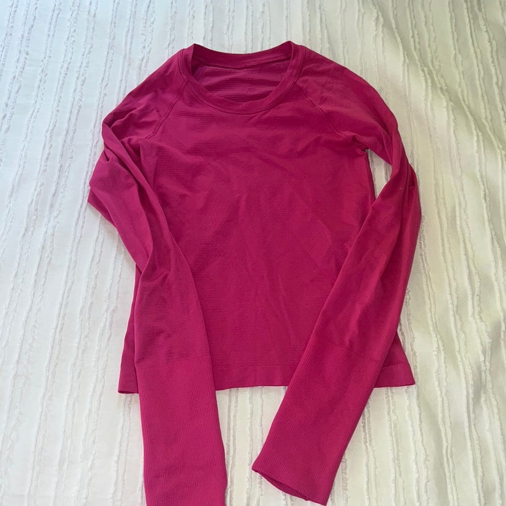 Lululemon Long Sleeve Race Length Swiftly Tech SONIC PINK